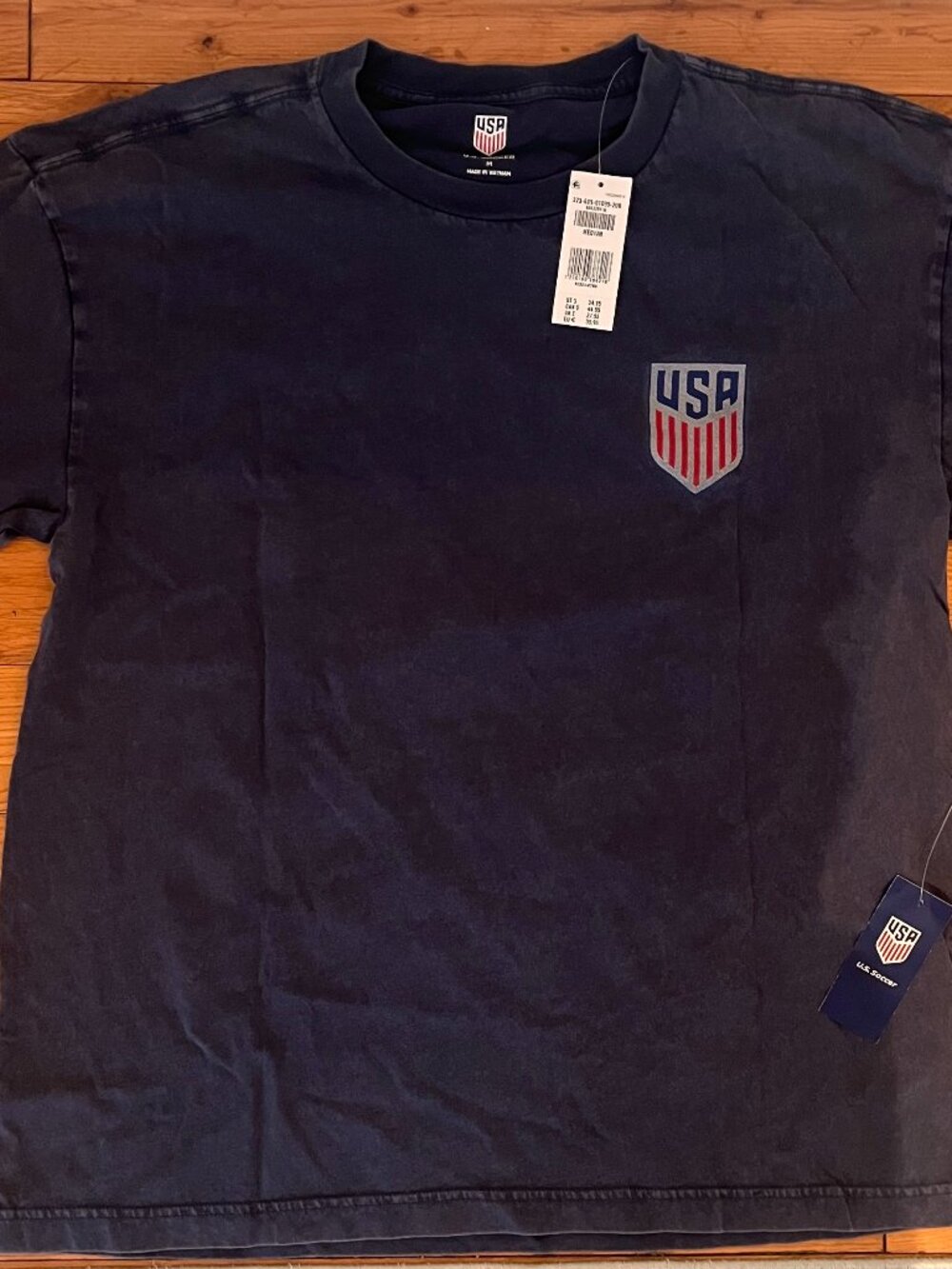 Hollister United States Men's National Football Team Graphic Tee - Picture 3 of 5